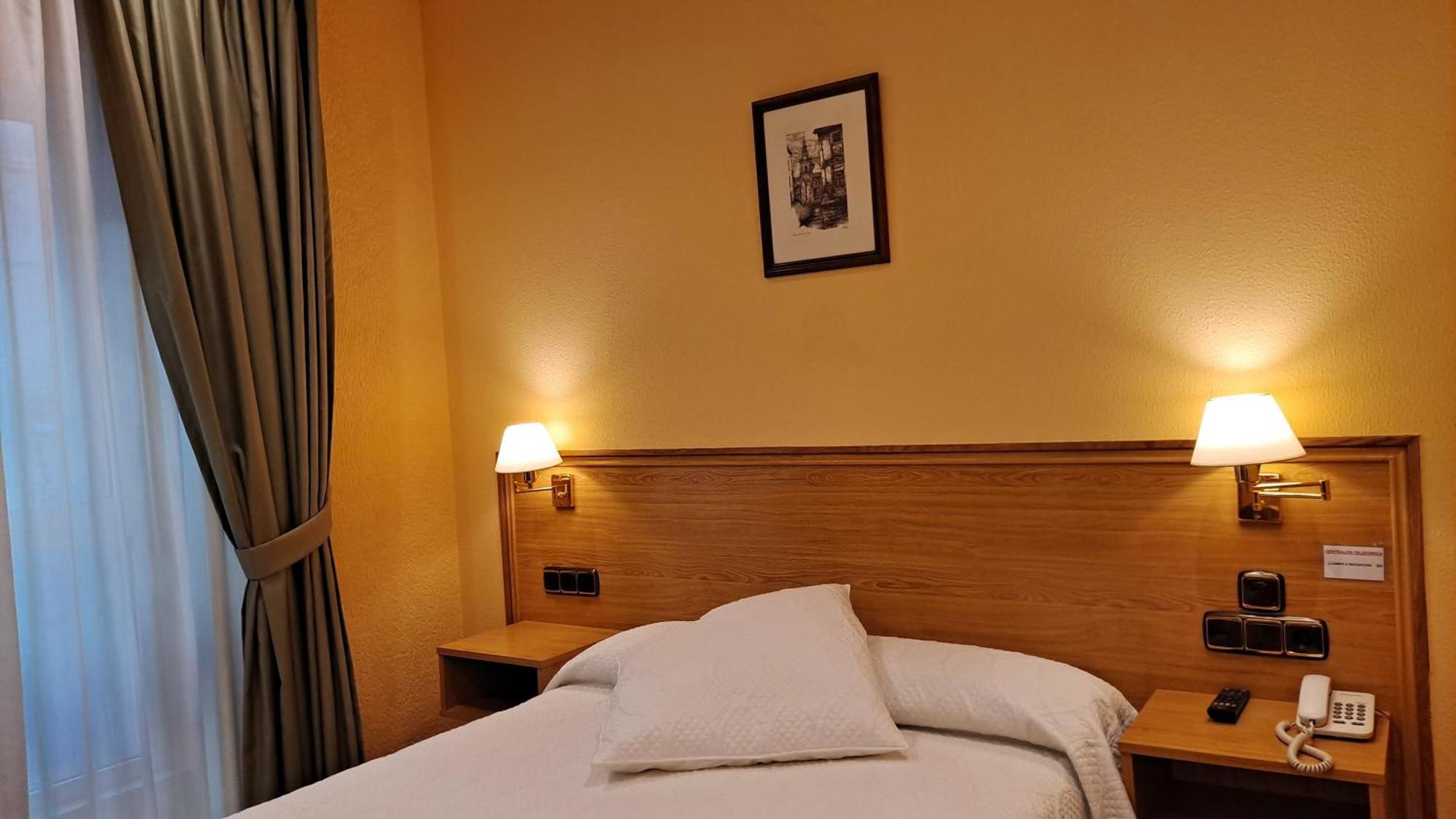 Pension La Concha San Sebastián Exteriör bild