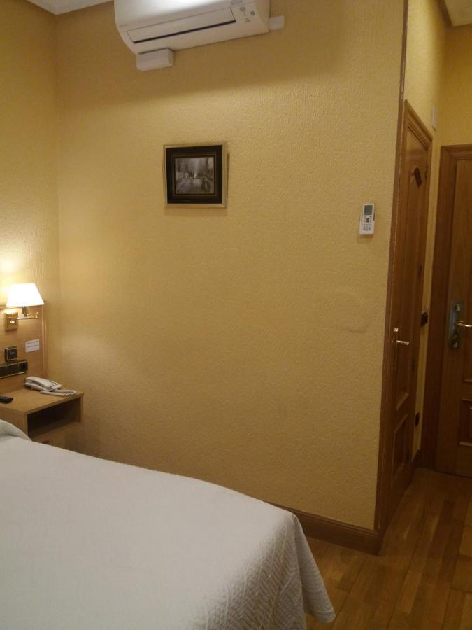 Pension La Concha San Sebastián Exteriör bild